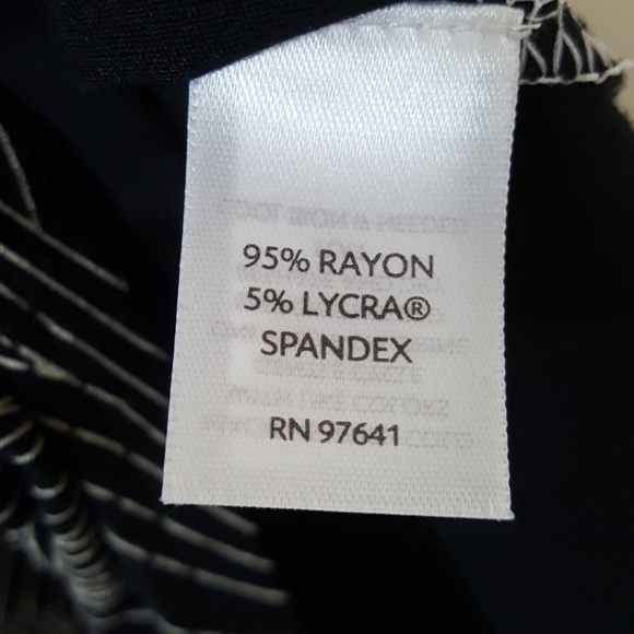 J. Jill Ladies Top XS Black White NWT - Picture 8 of 8